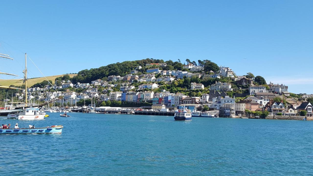 Sunnydaze-Detached Chalet With 2 Bedrooms And 2 Bathrooms And Private Parking Outside Door Dartmouth Esterno foto
