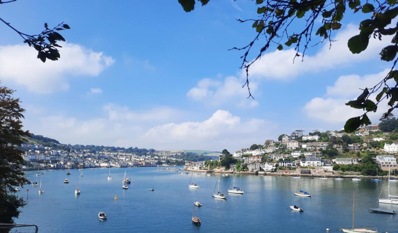 Sunnydaze-Detached Chalet With 2 Bedrooms And 2 Bathrooms And Private Parking Outside Door Dartmouth Esterno foto